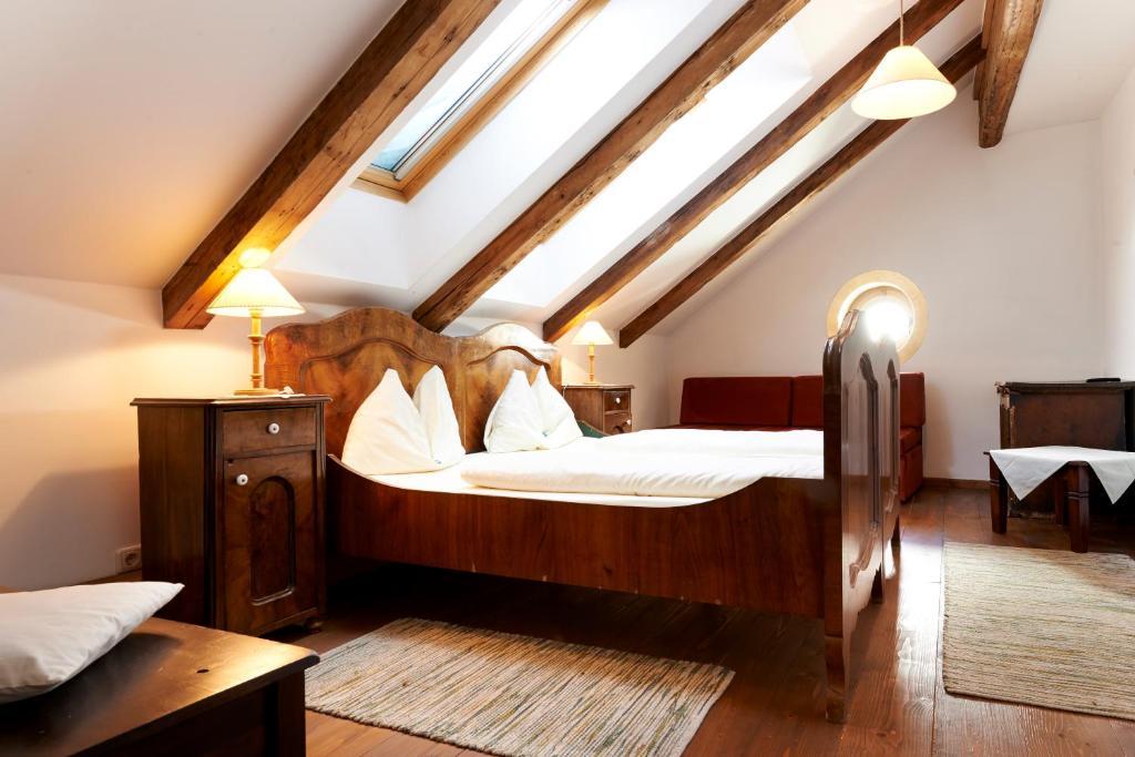 Hotelchen Doellacher Dorfwirtshaus Großkirchheim Oda fotoğraf
