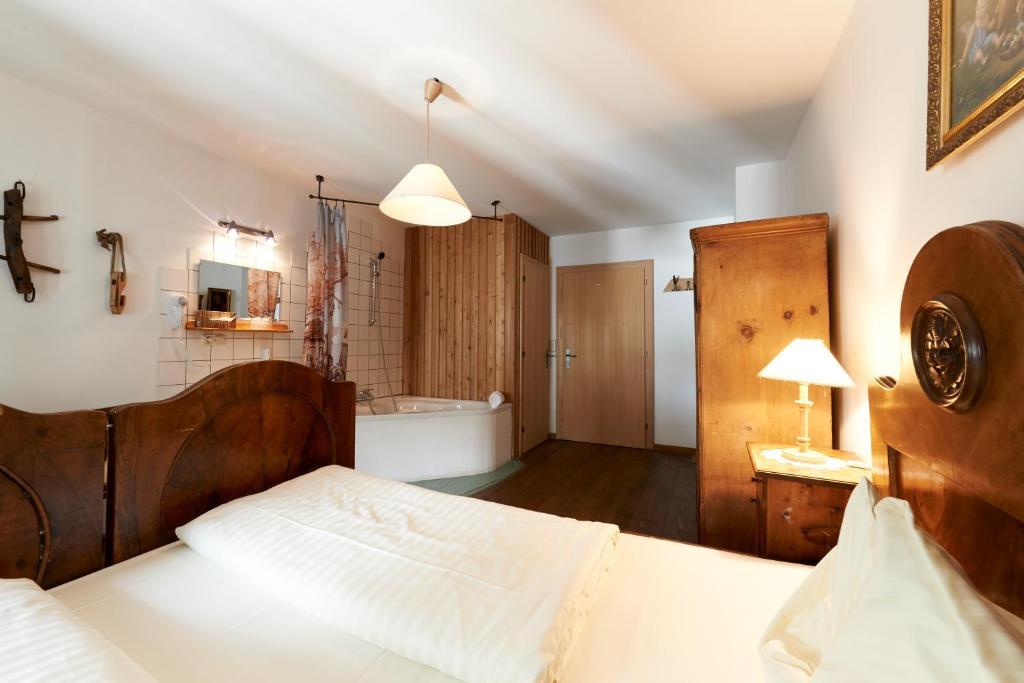 Hotelchen Doellacher Dorfwirtshaus Großkirchheim Dış mekan fotoğraf